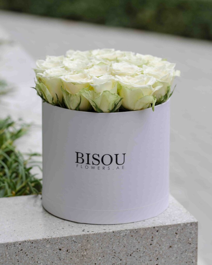 Amore-small white roses arrangement
