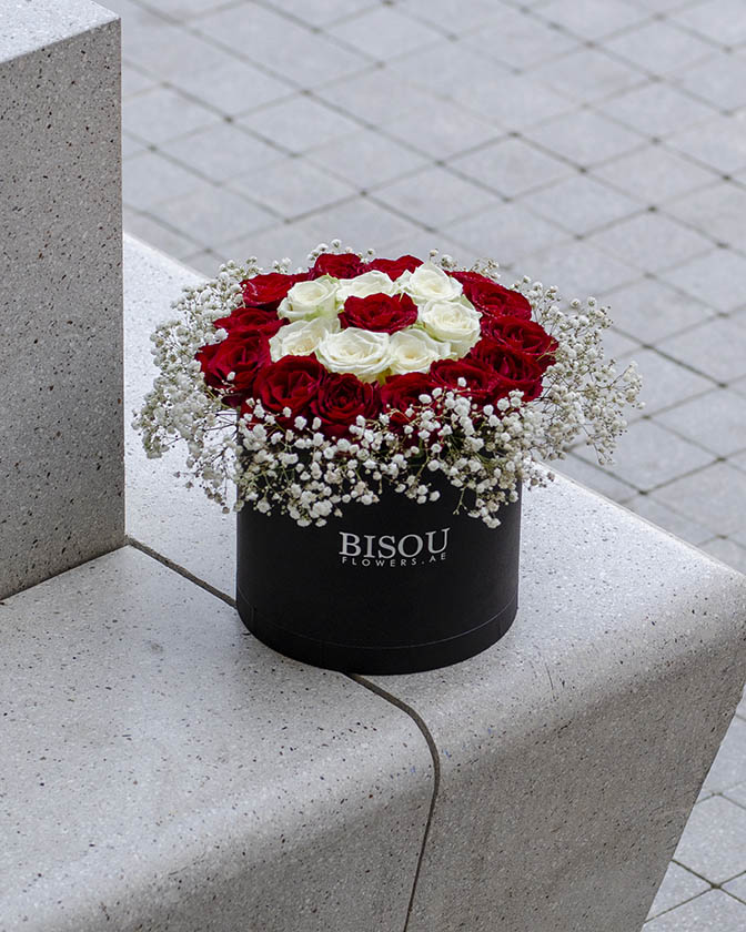Baby rough 21 roses and Gypsophila
