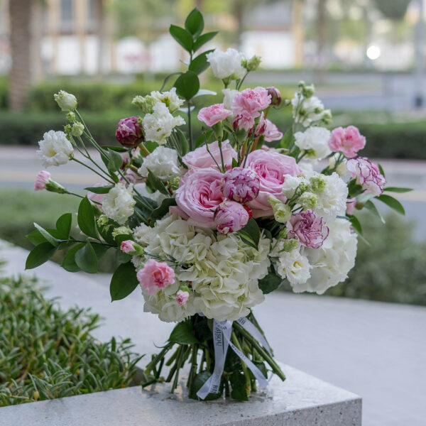 flower bouquet Mona