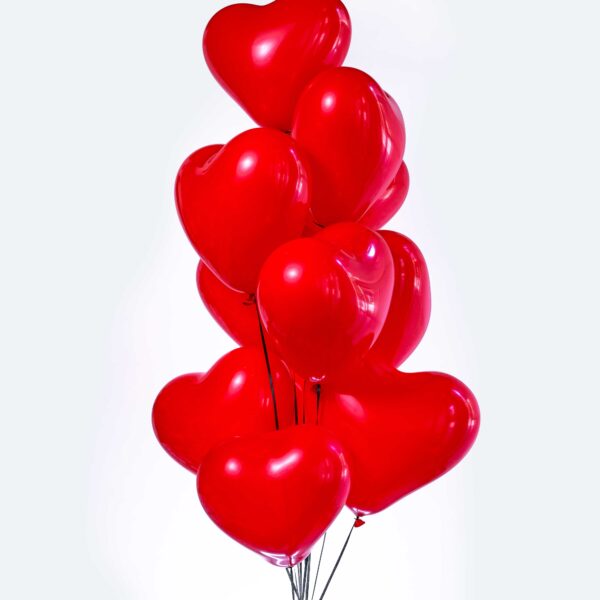 10 red heart helium balloons